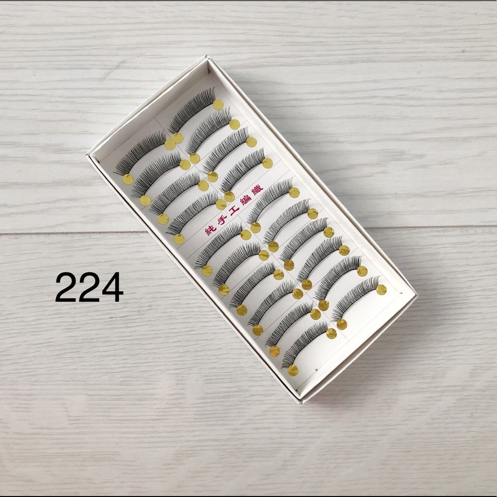 #224 Handmade Eyelashes 10 Pairs/ Pack
